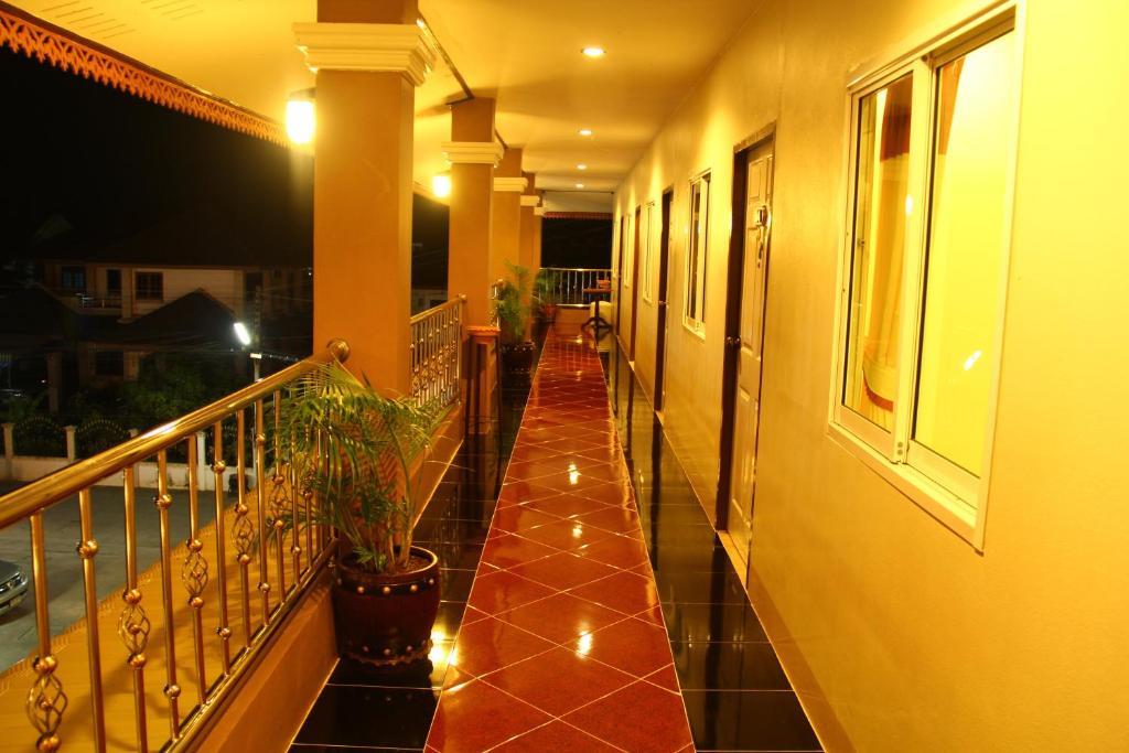 Nan Thara Place מראה חיצוני תמונה