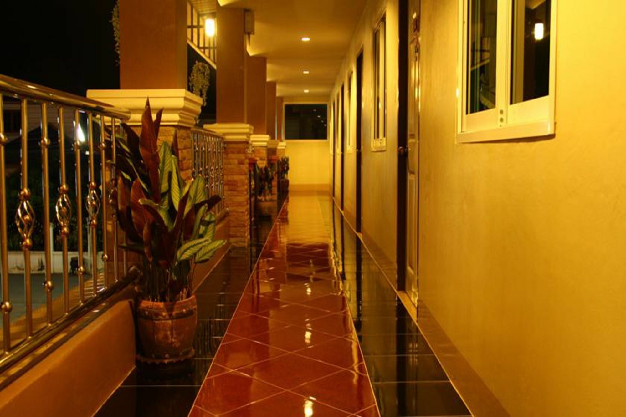 Nan Thara Place מראה חיצוני תמונה
